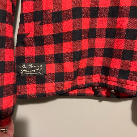 The Vermont Flannel Co. Hooded Red & Black Plaid Unisex Pullover XS-M - Picture 3 of 5